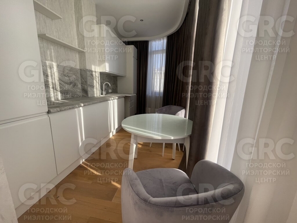 
   Продам апартамент, 35 м², Войкова ул, 16/23

. Фото 16.