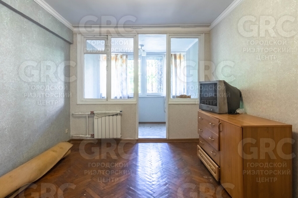 
   Продам 2-комнатную, 50.1 м², Донская ул, 58

. Фото 2.