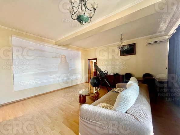 
  Продается 2-комн. квартира 67 м². Фото 2.