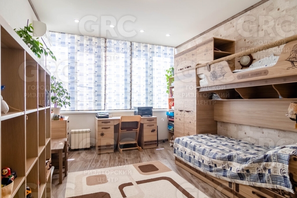 
   Продам 3-комнатную, 75 м², Юных Ленинцев ул, 10А

. Фото 13.