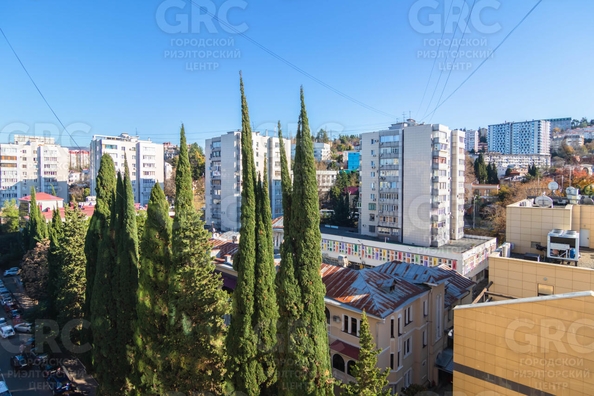 
   Продам 3-комнатную, 74.5 м², Навагинская ул, 14

. Фото 15.