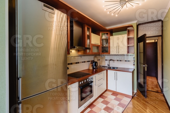 
   Продам 2-комнатную, 60 м², Севастопольская ул, 31

. Фото 8.