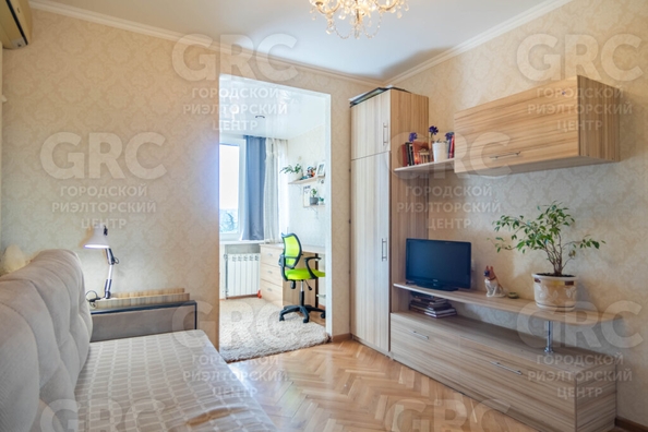 
   Продам 2-комнатную, 48.6 м², Красноармейская ул, 38

. Фото 2.