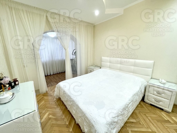 
   Продам 2-комнатную, 60 м², Абрикосовая ул, 7

. Фото 3.