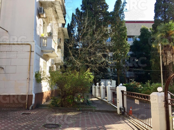 
  Продается 4-комн. квартира, 80.5 м², Нагорная ул, д. 23
. Фото 2.