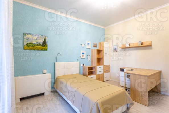 
   Продам 3-комнатную, 120 м², Войкова ул, 21

. Фото 22.