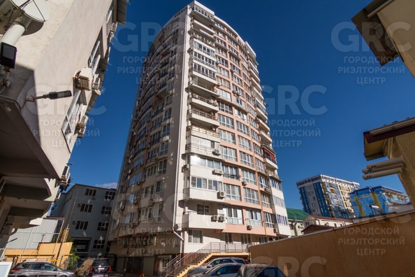 
   Продам апартамент, 51.8 м², Богдана Хмельницкого (Адлерский р-н) ул, 10

. Фото 1.