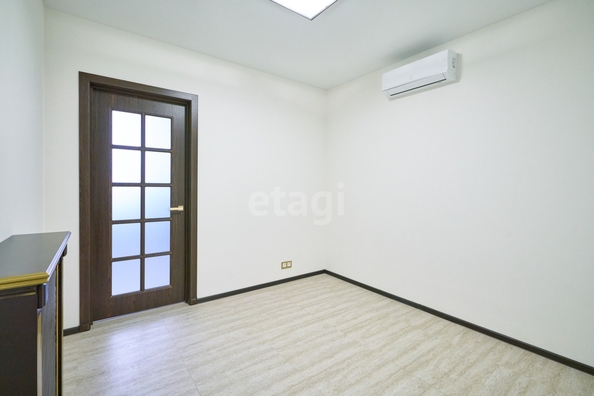 
   Продам 2-комнатную, 56 м², Гаражная ул, 87/1

. Фото 14.