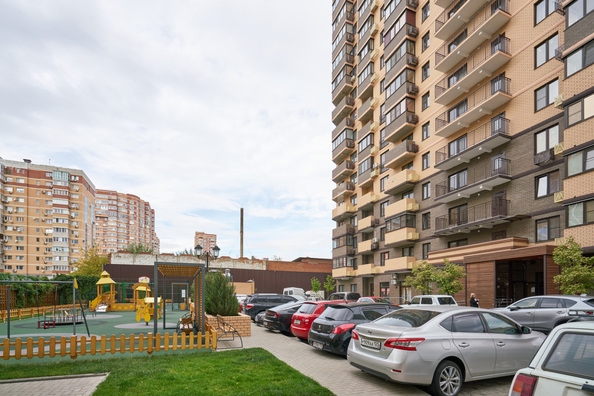 
   Продам 2-комнатную, 56 м², Гаражная ул, 87/1

. Фото 17.