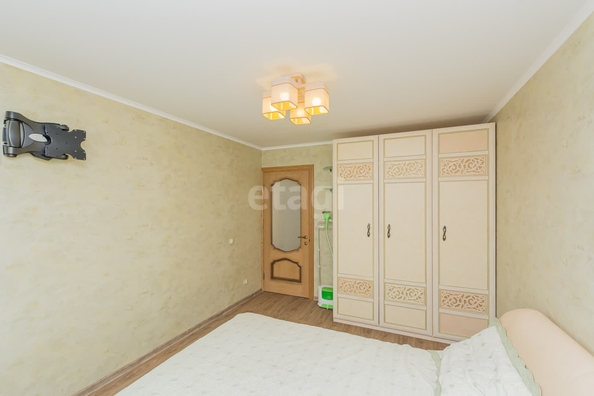 
   Продам 3-комнатную, 75.1 м², Алтайская ул, 4/2

. Фото 3.