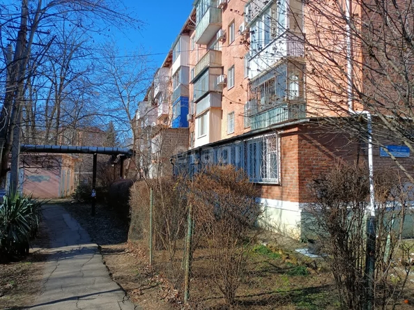 
   Продам 2-комнатную, 43.3 м², Бургасская ул, 21

. Фото 11.