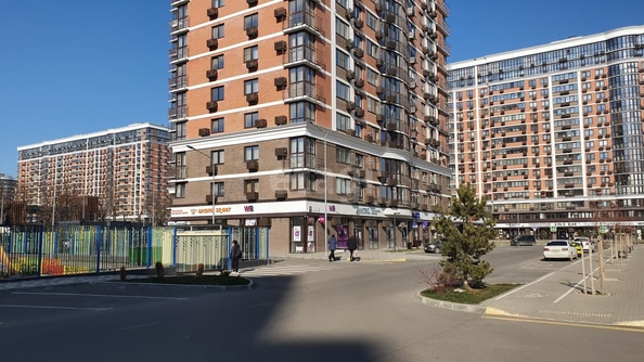 
   Продам 1-комнатную, 34.5 м², Западный Обход ул, 39/2/3

. Фото 22.