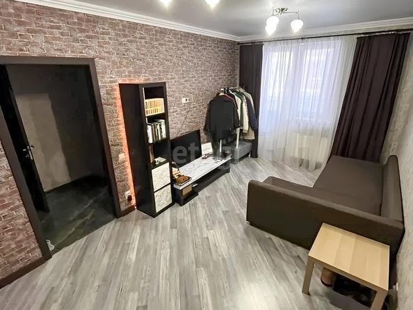 
   Продам 1-комнатную, 42.5 м², Заполярная ул, 35/6

. Фото 2.