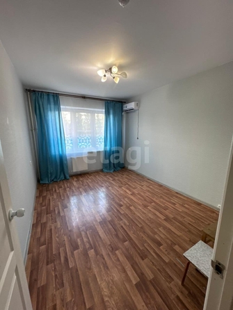 
   Продам 3-комнатную, 73.8 м², Черкасская ул, 141

. Фото 3.