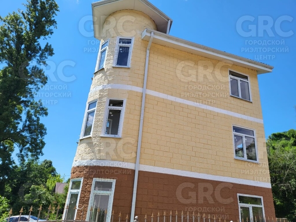 
   Продам дом, 175 м², Сочи

. Фото 1.