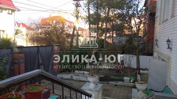 
  Продается дом, 200 м², поселок городского типа Новомихайловский
. Фото 1.