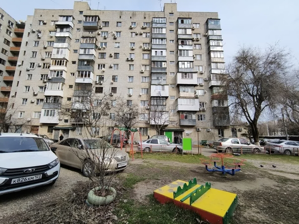 
   Продам 2-комнатную, 52 м², Бургасская ул, 56

. Фото 34.