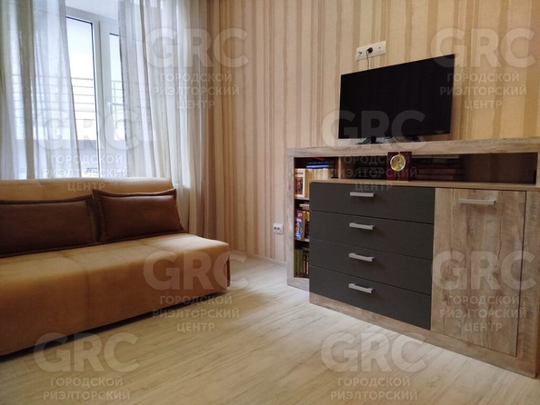 
   Продам 3-комнатную, 63 м², Учительская (Хостинский р-н) ул, 24г

. Фото 18.