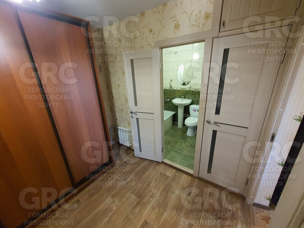 
   Продам 2-комнатную, 46 м², Мира (Адлерский р-н) ул, 12

. Фото 9.