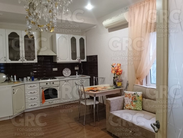 
   Продам 3-комнатную, 61.7 м², Виноградная ул, 224/9

. Фото 6.