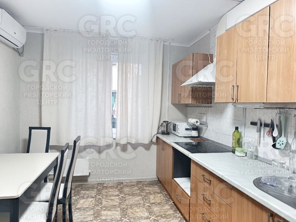 
   Продам 4-комнатную, 81.2 м², Петрозаводская ул, 6

. Фото 9.