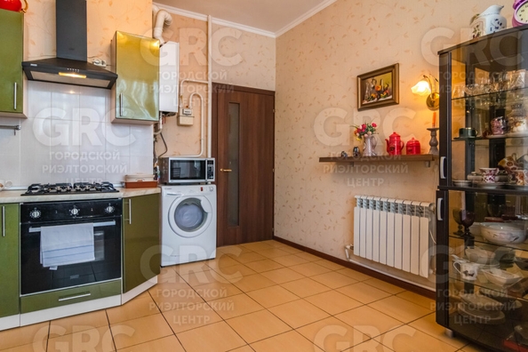 
   Продам 2-комнатную, 71.2 м², Нагорная ул, 19А

. Фото 15.