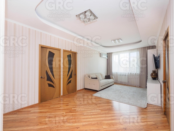 
  Продается 3-комн. квартира, 88 м², Юных Ленинцев ул, д. 10
. Фото 21.
