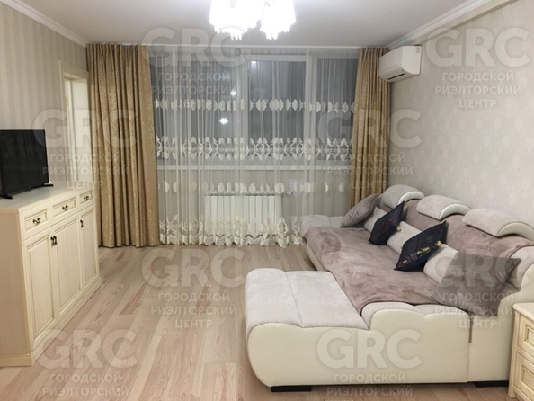 
   Продам 1-комнатную, 46 м², Островского ул, 67

. Фото 1.