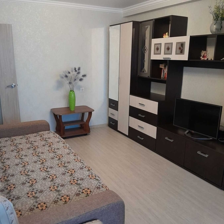 
   Продам 2-комнатную, 59 м², Ленина ул, 179к6

. Фото 1.