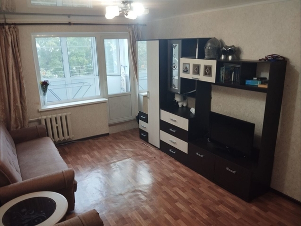 
   Продам 1-комнатную, 32 м², Новороссийская ул, 238

. Фото 1.