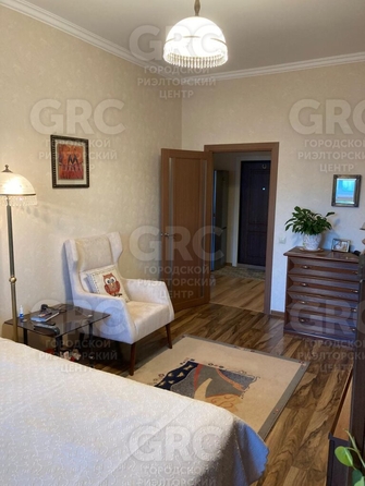 
   Продам 1-комнатную, 55 м², Нагорная ул, 19а

. Фото 2.