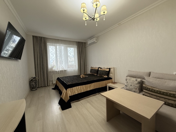 
  Продается 1-комн. квартира, 40 м², Ленина ул, д. 15
. Фото 2.