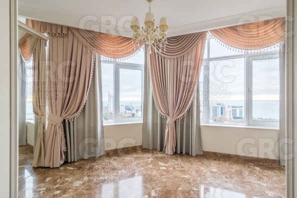 
   Продам студию, 210 м², Первомайская ул, 21

. Фото 28.