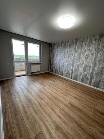 
   Продам 1-комнатную, 38.5 м², Валерия Вишневецкого ул, 13к7

. Фото 2.