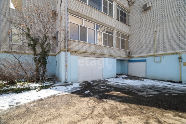 
   Продам 3-комнатную, 153.5 м², Аксайская ул, 44

. Фото 44.