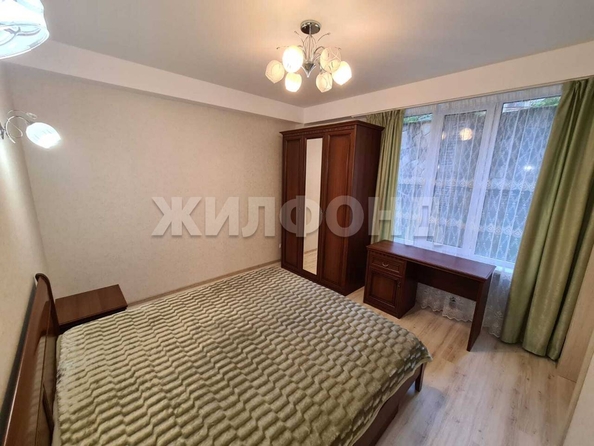 
   Продам 2-комнатную, 40.4 м², Пчеловодов ул, 7

. Фото 2.