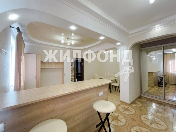 
   Продам 2-комнатную, 57 м², Макаренко ул, 8Б/11

. Фото 8.