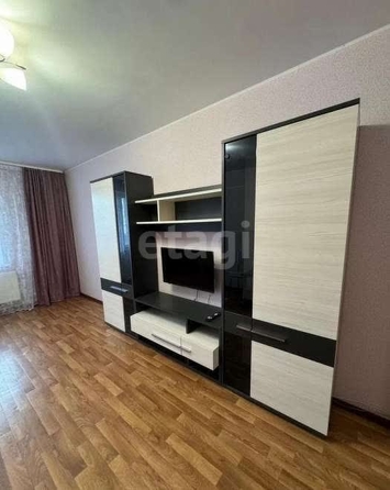 
  Сдам в аренду 1-комнатную квартиру, 45 м², Краснодар

. Фото 2.