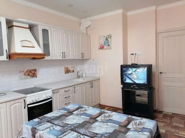 
  Сдам в аренду 2-комнатную квартиру, 56 м², Краснодар

. Фото 7.