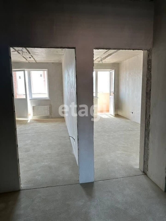 
   Продам 2-комнатную, 50.5 м², Набережная ул, 1/6

. Фото 4.