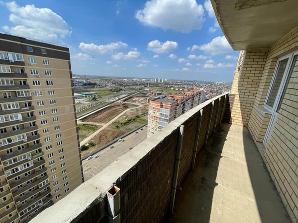 
   Продам 2-комнатную, 68.7 м², Петра Метальникова ул, 38

. Фото 9.