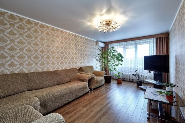 
   Продам 3-комнатную, 85.5 м², Академика Лукьяненко П.П. ул, 34

. Фото 1.