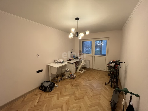 
   Продам 2-комнатную, 53.6 м², Александра Покрышкина ул, 18

. Фото 8.