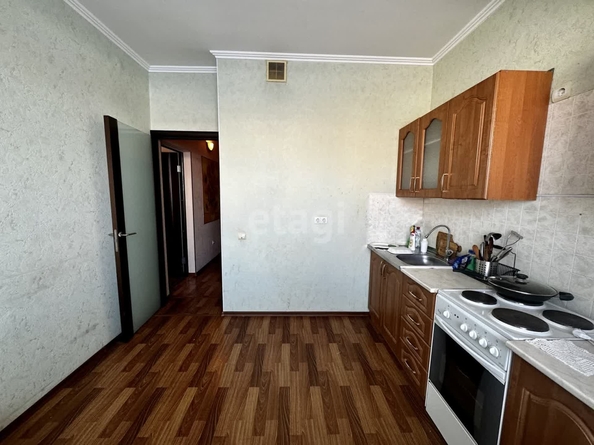 
   Продам 2-комнатную, 57 м², Хаджинова М.И. ул, 9

. Фото 4.