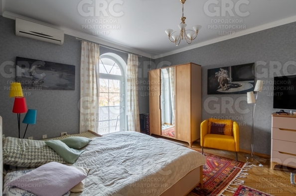 
   Продам 3-комнатную, 92.5 м², Грибоедова ул, 31

. Фото 22.