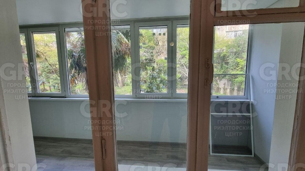 
   Продам 1-комнатную, 41 м², Возрождения ул, 14

. Фото 18.