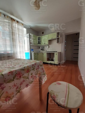 
   Продам 4-комнатную, 94 м², Орбитовская ул

. Фото 4.