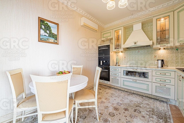 
  Продается 3-комн. квартира 172 м². Фото 6.