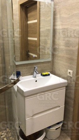 
  Продается 2-комн. квартира, 53 м², Учительская ул, д. 9
. Фото 13.