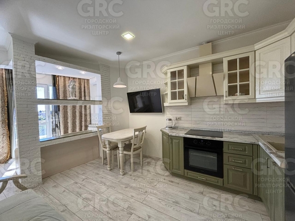 
  Продается 1-комн. квартира, 35 м², Учительская ул, д. 9
. Фото 1.